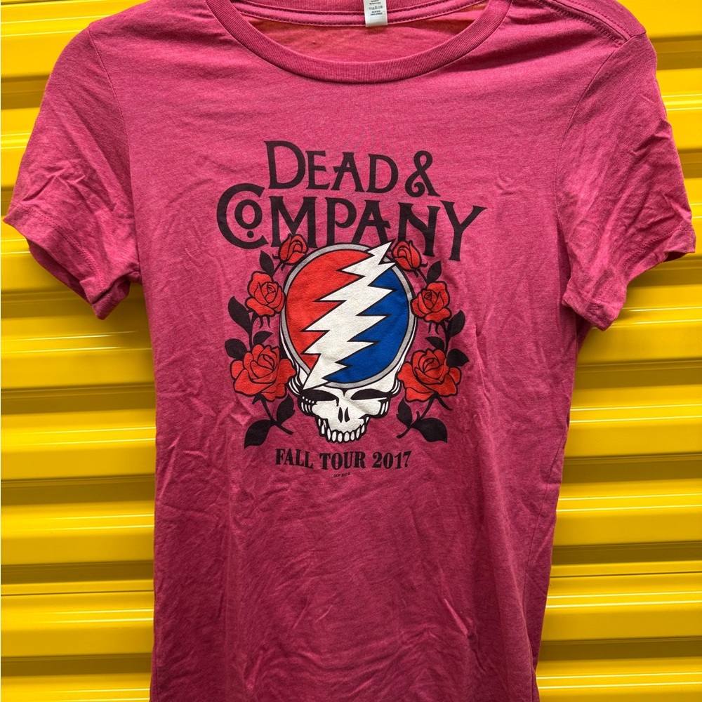 Dead and Company fall tour 2017 Pink Graphic T-Shirt with Skull and Roses